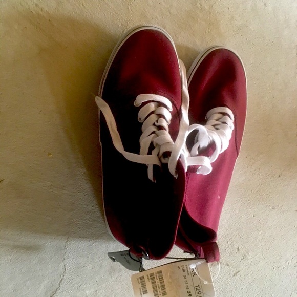 Ankle Sneakers - Picture 6 of 11